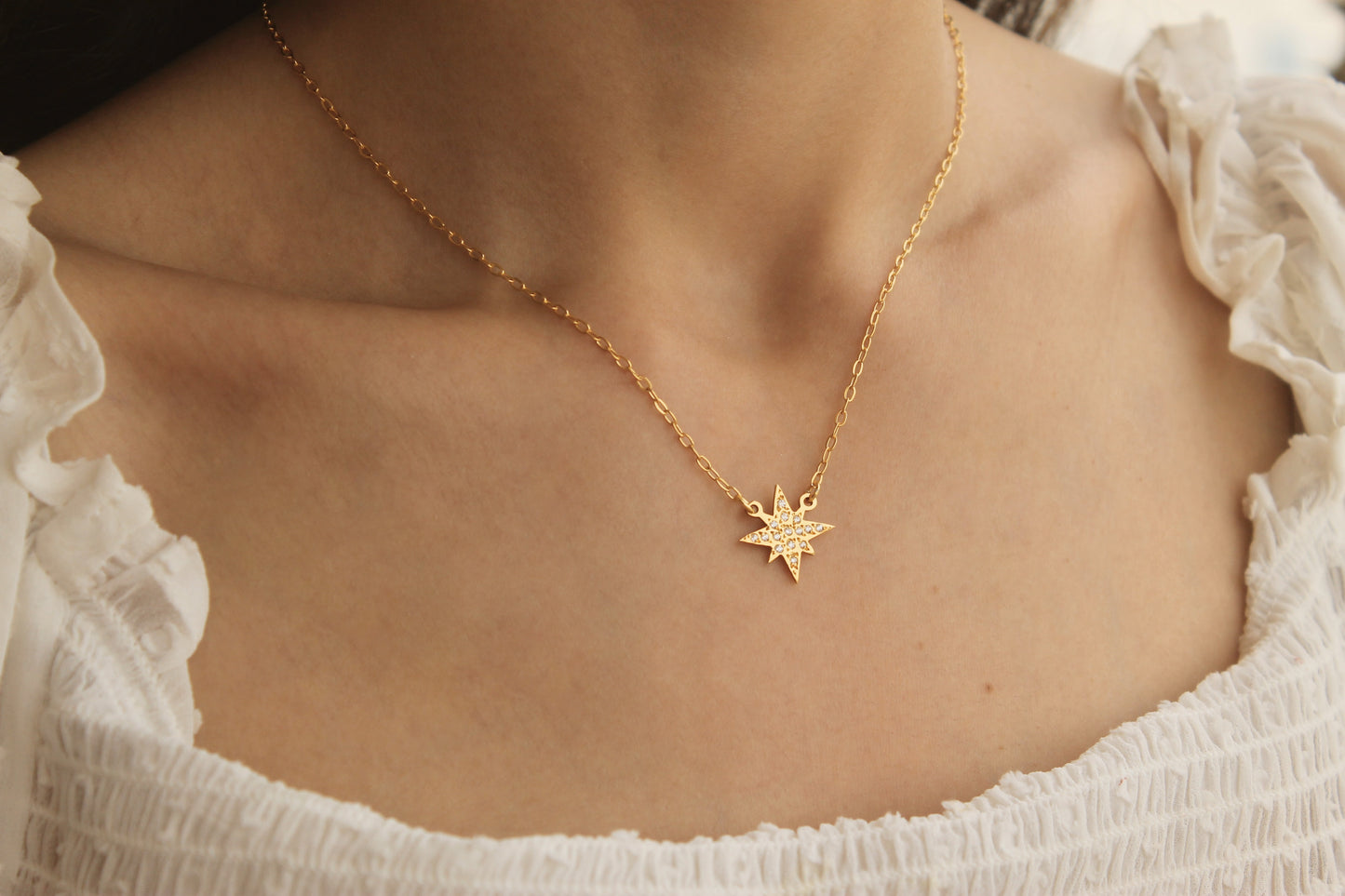 STAR ZIRCON NECKLACE