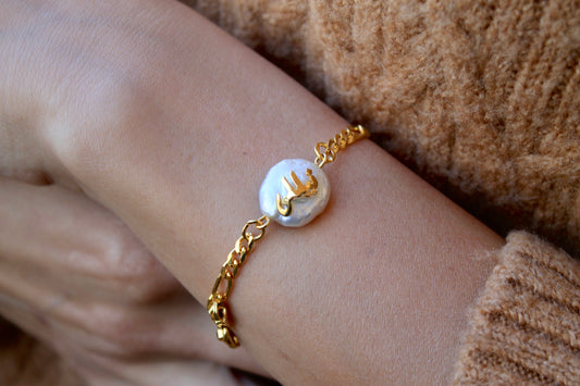 NATURAL SEASHELL NAME BRACELET